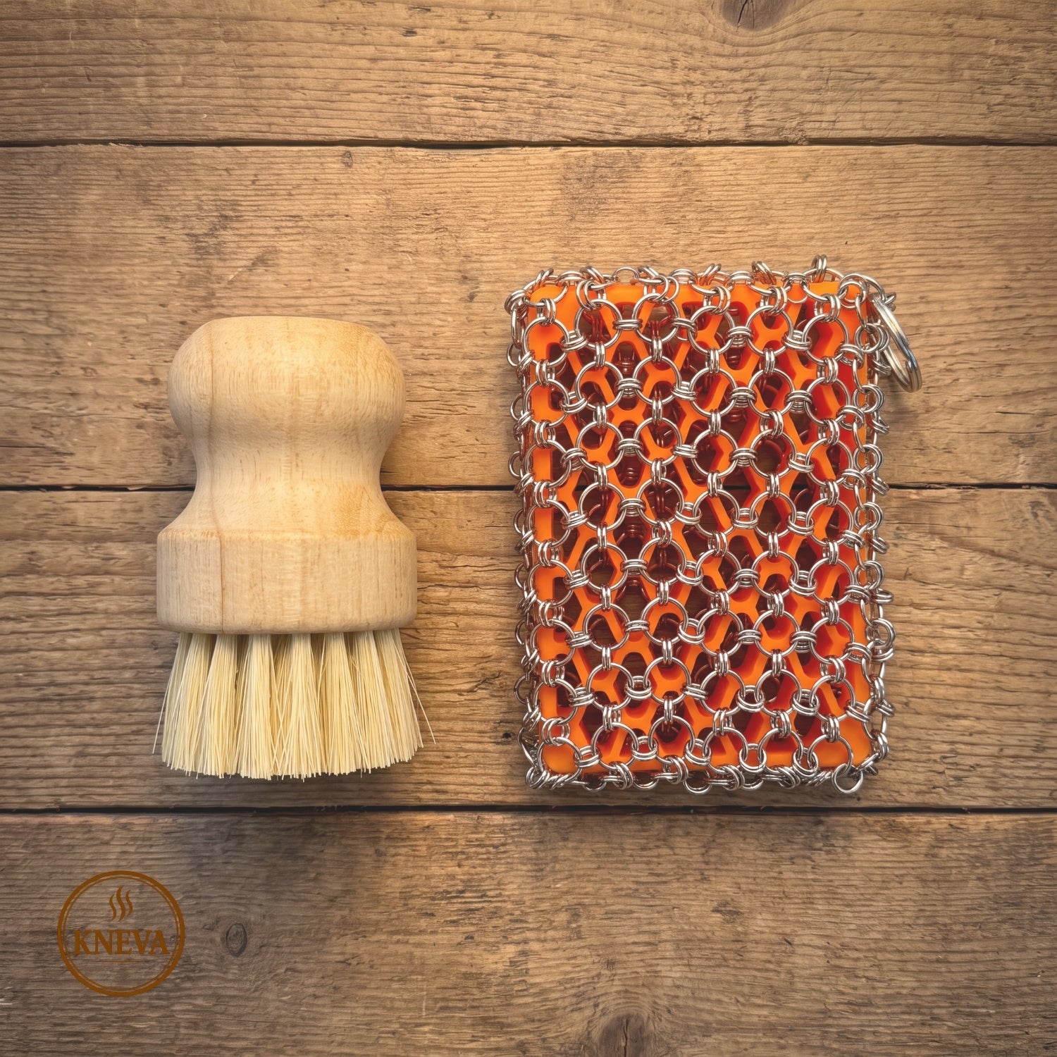 KNEVA Chainmail Scrubber & Wooden Brush Set | Cast Iron | Steel